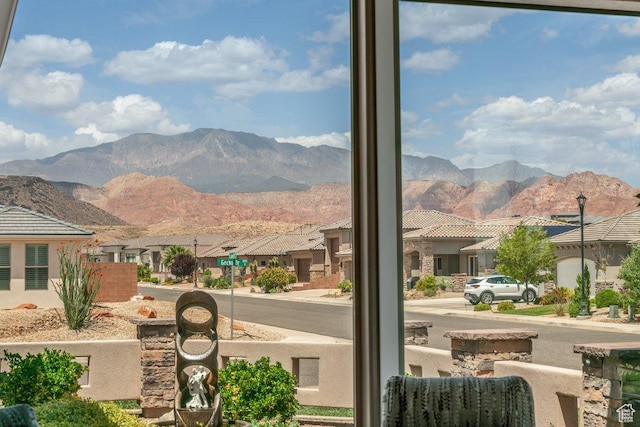 1865 N Park Grove Dr, Washington, UT 84780 - view of mountain background featuring nearby suburban area