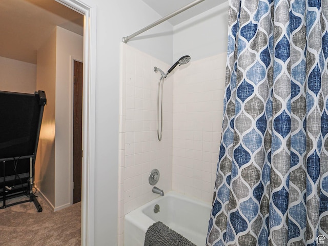 full bath with shower / bathtub combination with curtain