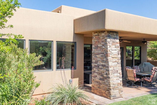 2090 N Tuweap Dr Unit 15, St George, UT 84770 - property entrance with stucco siding and ceiling fan