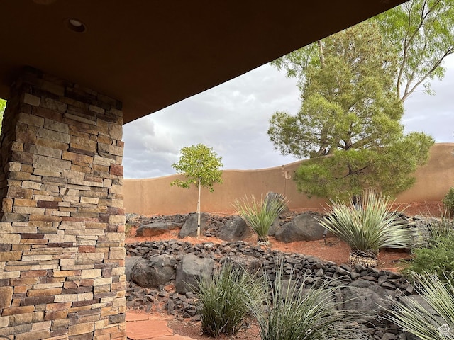 2090 N Tuweap Dr Unit 15, St George, UT 84770 - view of yard with fence