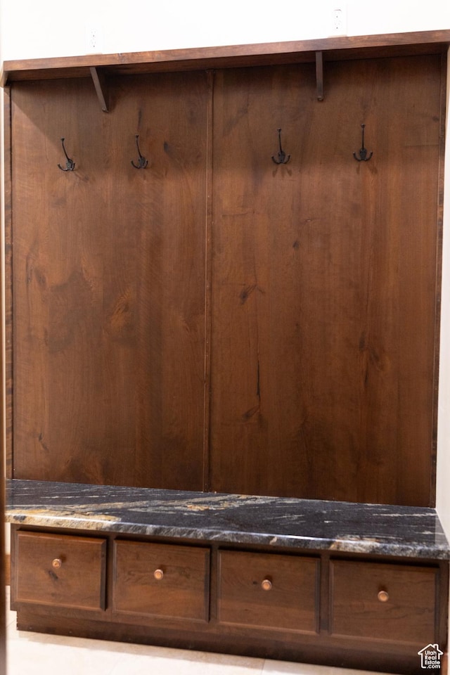 2090 N Tuweap Dr Unit 15, St George, UT 84770 - view of mudroom