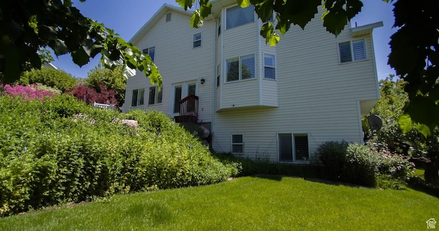 3139 N 800 E, North Ogden, UT 84414 - back of property featuring a yard