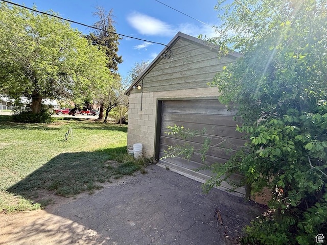 479 S Vernal Ave, Vernal, UT 84078 - view of detached garage