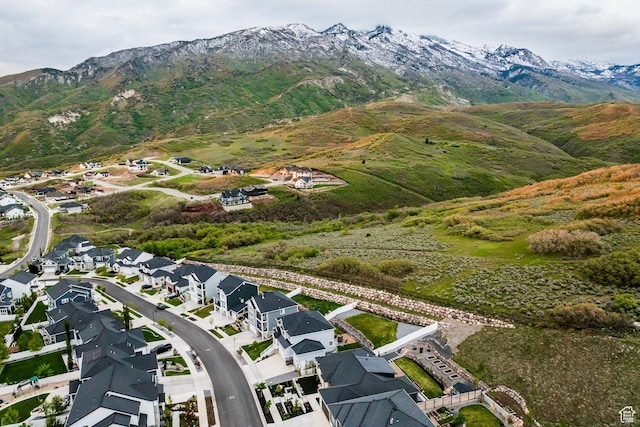 14943 S Auburn Sky Dr Unit 129, Draper, UT 84020 - aerial view of residential area featuring a mountain backdrop
