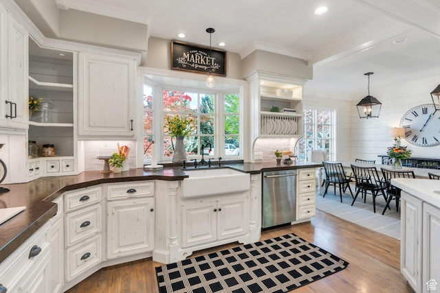 575 S 1560 E, Mapleton, UT 84664 - kitchen with dishwasher, white cabinets, dark countertops, a sink, and crown molding