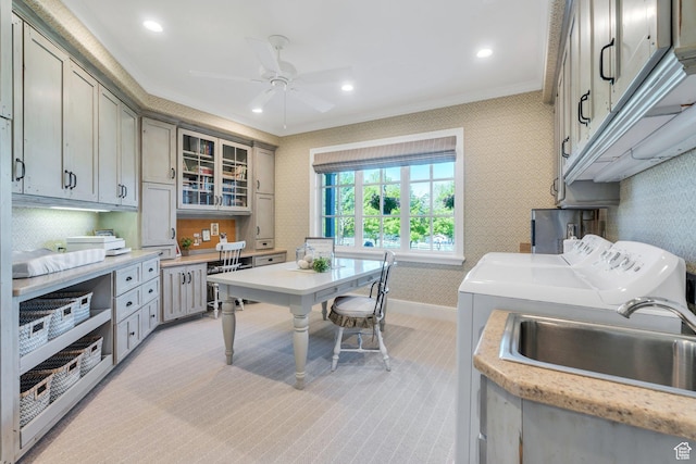 575 S 1560 E, Mapleton, UT 84664 - kitchen featuring independent washer and dryer, crown molding, light countertops, ceiling fan, and wallpapered walls