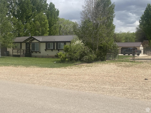 250 W 100 S, Duchesne, UT 84021 - view of front of house featuring metal roof