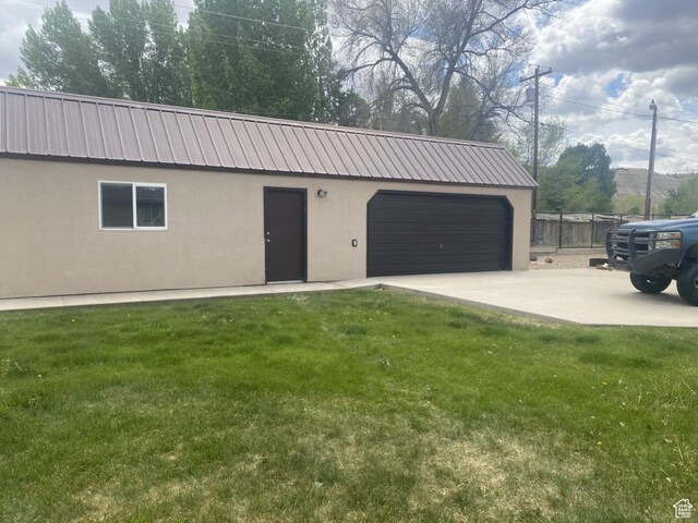 250 W 100 S, Duchesne, UT 84021 - view of garage