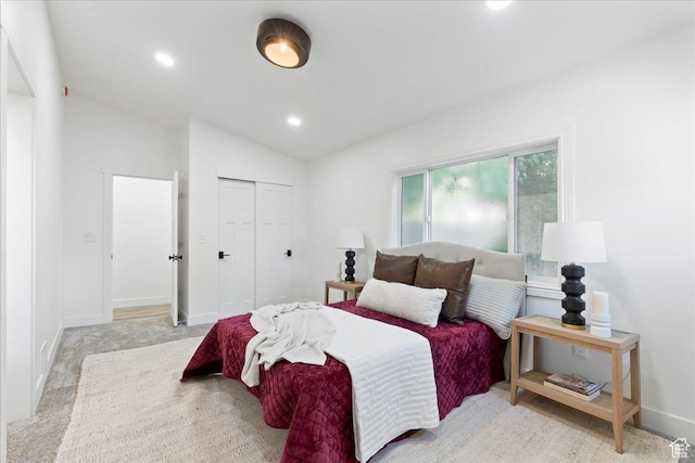 328 E Hampton Ave S, Salt Lake City, UT 84111 - bedroom featuring lofted ceiling, a closet, recessed lighting, and light carpet