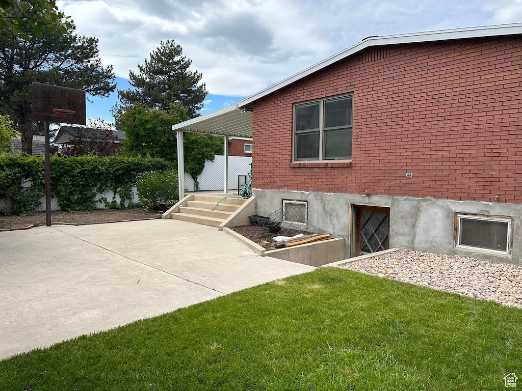 1621 W 950 N, Provo, UT 84604 - view of side of property featuring brick siding and a yard