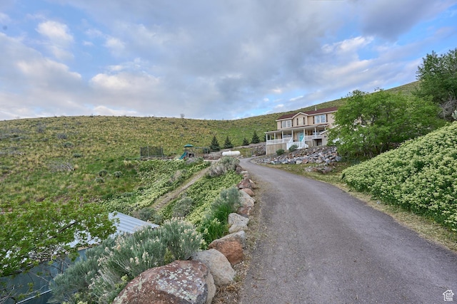 15059 S Rose Creek Ln, Herriman, UT 84096 - view of asphalt driveway