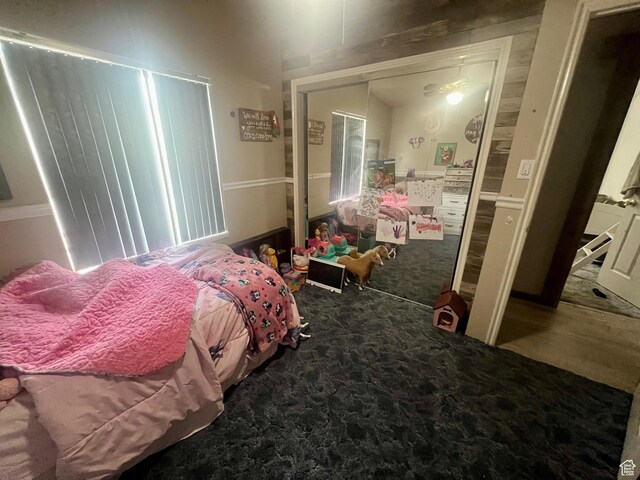 465 E Kings Ln, Green River, UT 84525 - bedroom with carpet flooring and a closet