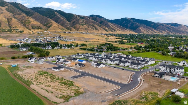 view of property location with a mountainous background