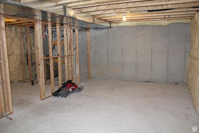 view of unfinished below grade area