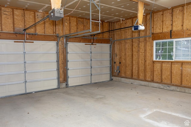 135 N 3rd E, Preston, ID 83263 - garage featuring a garage door opener