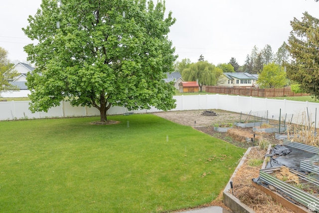 135 N 3rd E, Preston, ID 83263 - view of yard featuring a garden