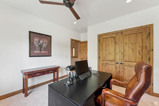 office area featuring ceiling fan, light carpet, baseboards, and recessed lighting