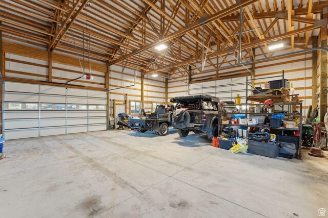 8819 Highfield Rd Unit 61, Park City, UT 84098 - garage with a garage door opener