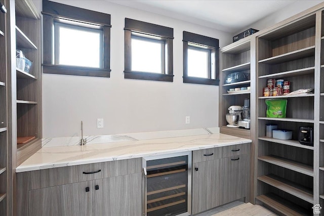 3749 N Eagle Ridge Dr E, Eden, UT 84310 - bar with beverage cooler