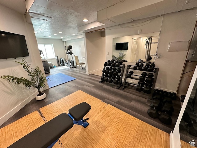 3146 W 1280 N, Provo, UT 84601 - exercise room with baseboards, wood finished floors, and recessed lighting