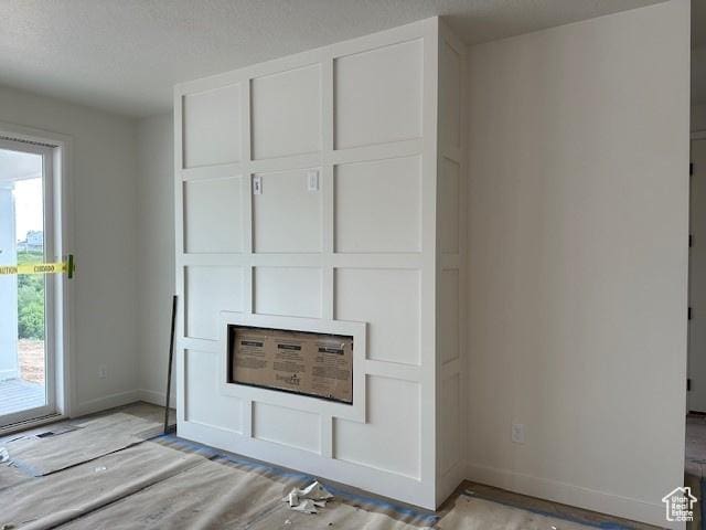 1146 E Hollyhock Way, Layton, UT 84040 - detailed view of baseboards