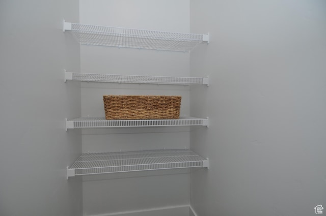 detailed view of baseboards
