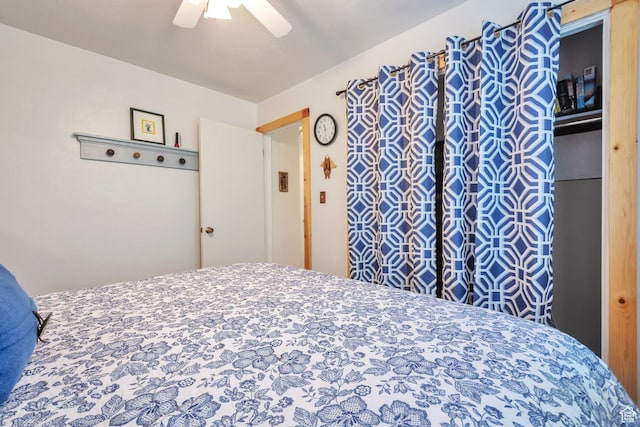 bedroom featuring a ceiling fan