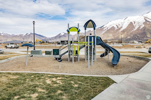 972 S High Ridge Rd, Spanish Fork, UT 84660 - community play area with a mountain view