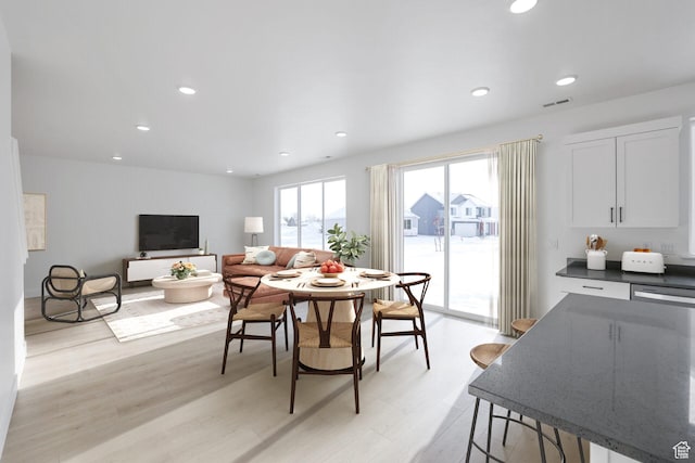 243 W 730 N, Smithfield, UT 84335 - dining space featuring light wood-style flooring and recessed lighting