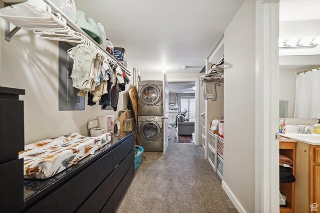 1805 W Grays Pl N, Lehi, UT 84043 - spacious closet with stacked washer / dryer, carpet, and a sink