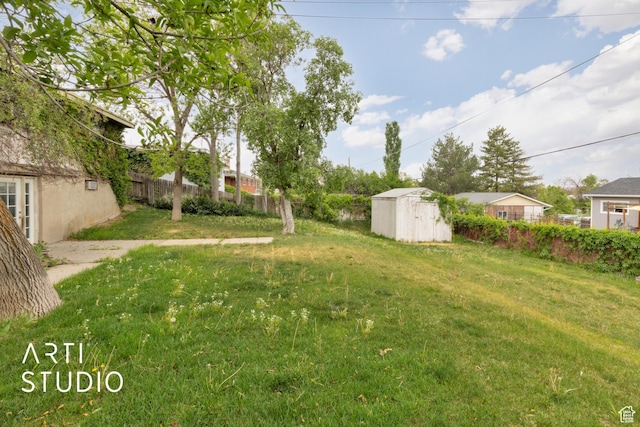 941 E Carnation Dr, Sandy, UT 84094 - view of yard featuring a shed and an outdoor structure