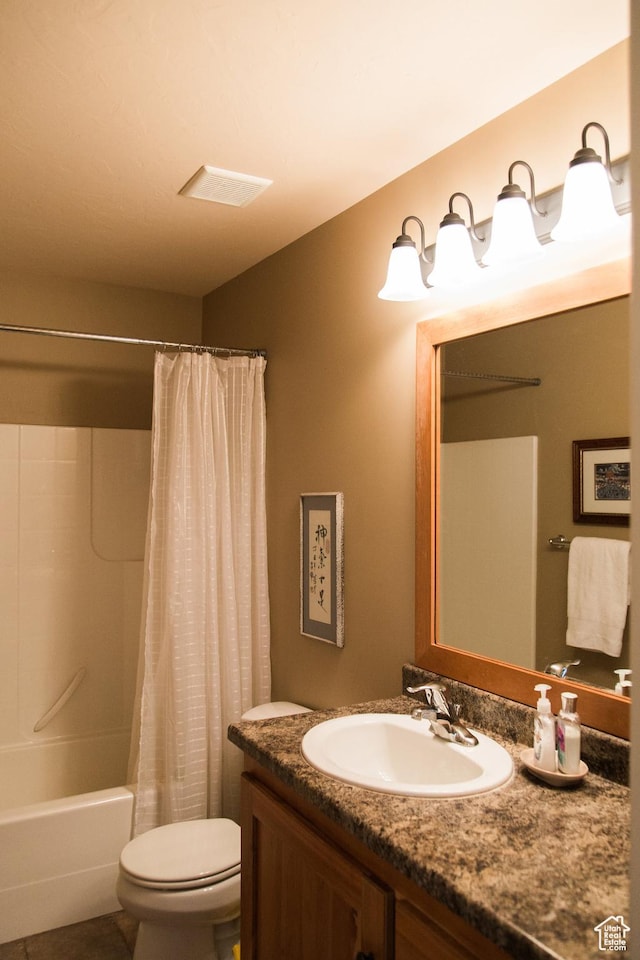 465 N 100th St E, Millville, UT 84326 - full bath featuring vanity, toilet, and shower / tub combo