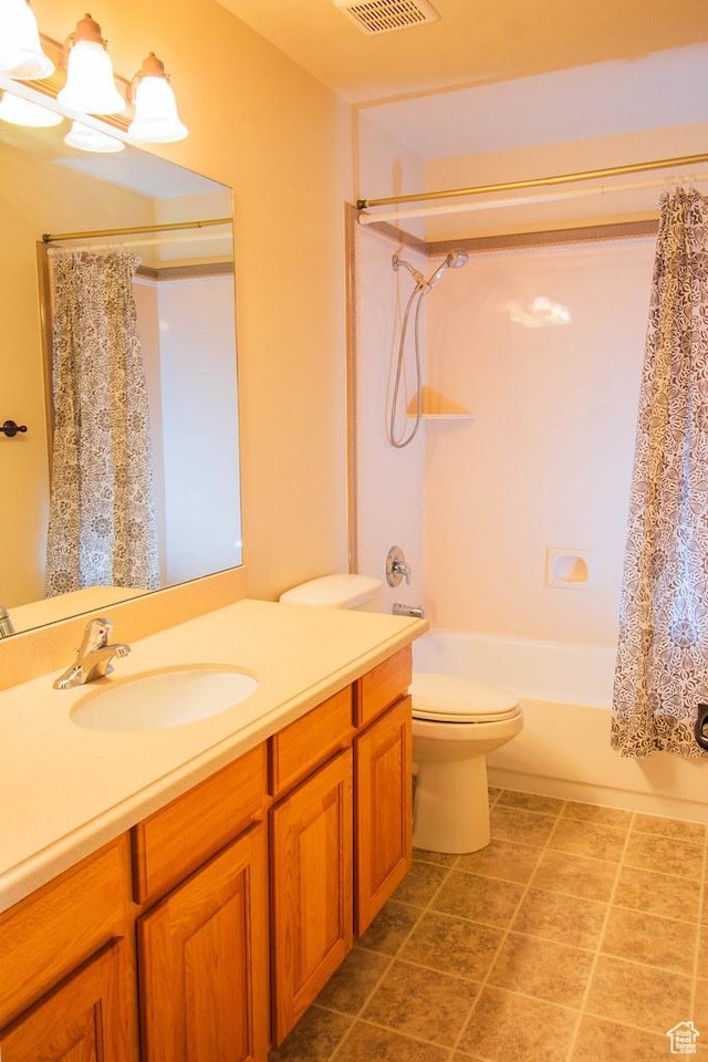 full bathroom with toilet, shower / bathtub combination with curtain, and vanity