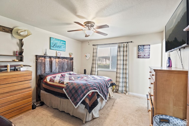 78 N Peach St E, Santaquin, UT 84655 - bedroom with light carpet, ceiling fan, a textured ceiling, and baseboards