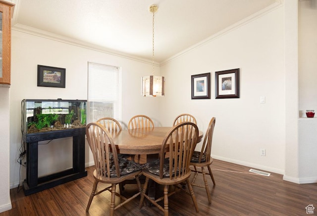 5177 W 1525 S, Cedar City, UT 84720 - dining room featuring dark wood-style floors, baseboards, and crown molding