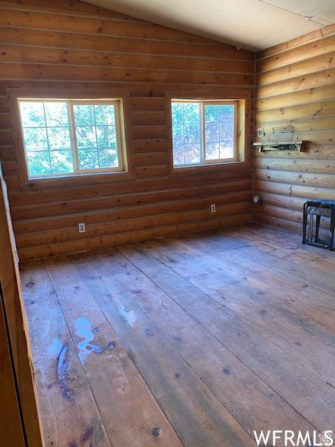 13093 E Oak Canyon Rd N, Huntsville, UT 84317