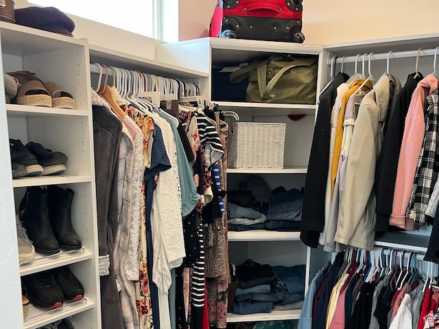 365 N 100 E, Ferron, UT 84523 - view of closet