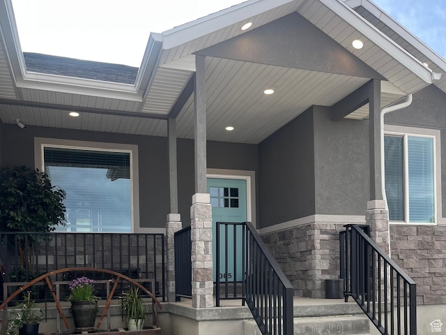365 N 100 E, Ferron, UT 84523 - entrance to property featuring stucco siding and stone siding