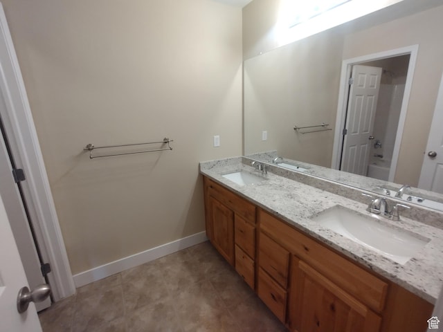 3315 E Appaloosa Way N, Eagle Mountain, UT 84005 - full bath with double vanity and baseboards