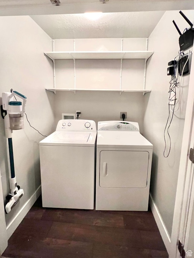 2497 W 500 S Unit 3, Springville, UT 84663 - clothes washing area featuring washer and dryer, baseboards, and dark wood-style floors