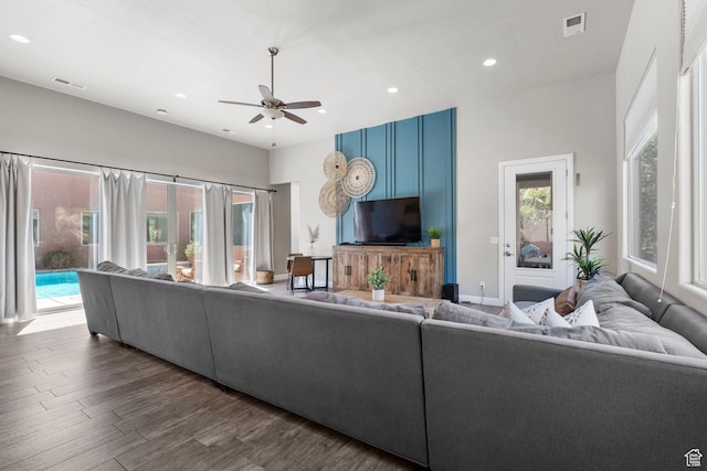 3258 S 4900 W, Hurricane, UT 84737 - living room featuring a ceiling fan, dark wood-style floors, recessed lighting, and baseboards