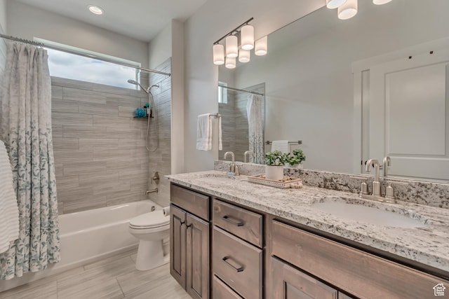 487 W 500 N, Mapleton, UT 84664 - full bath with shower / bath combo with shower curtain, toilet, double vanity, and recessed lighting