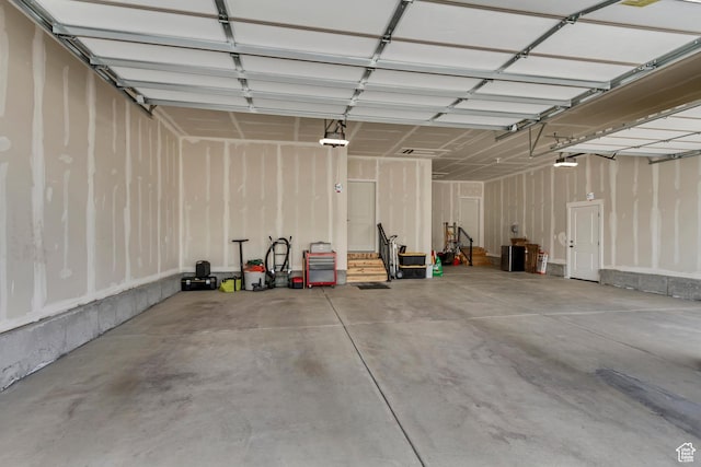 487 W 500 N, Mapleton, UT 84664 - garage featuring a garage door opener