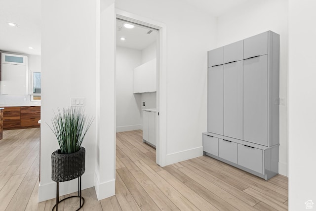 147 E Terrace Ln, Ivins, UT 84738 - hall with light wood finished floors, recessed lighting, and baseboards
