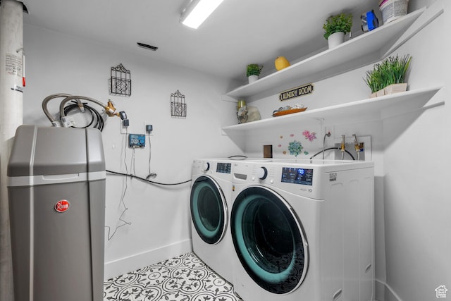 1414 N 325 E, Bountiful, UT 84010 - laundry area with washing machine and clothes dryer, baseboards, and tile patterned floors