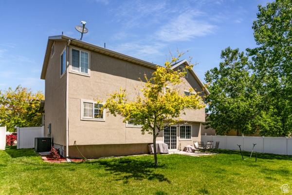 5741 W Red Narrows Dr, West Jordan, UT 84081 - photo 15