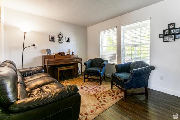 5741 W Red Narrows Dr, West Jordan, UT 84081 - photo 4