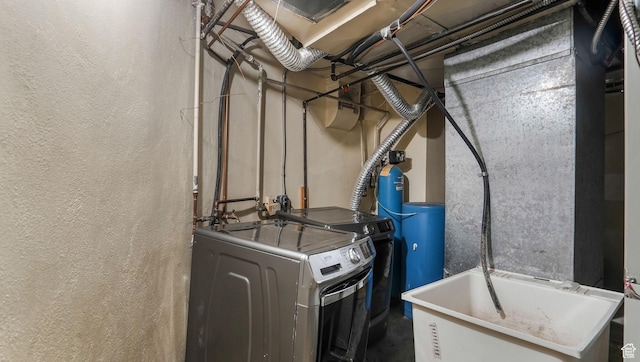 255 N A St E, Salt Lake City, UT 84103 - utility room with independent washer and dryer and a sink