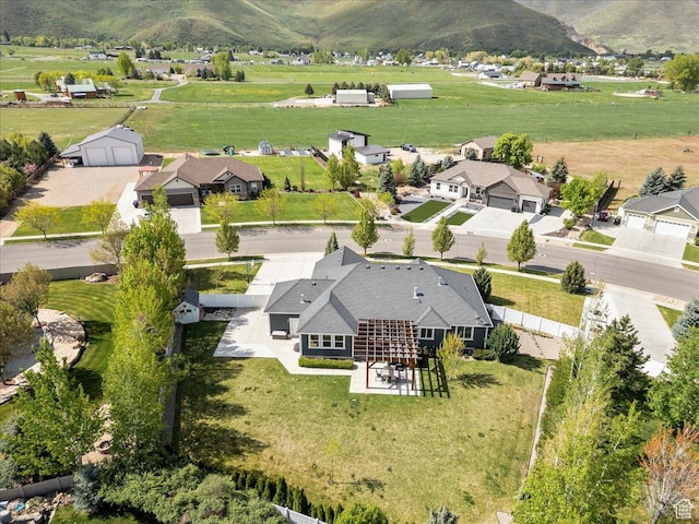 view from above of property featuring a mountainous background