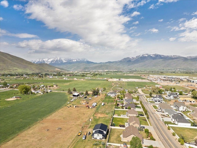 aerial view of property's location with mountains